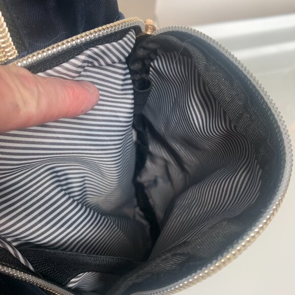 Kenneth Cole Reaction Navy Backpack with Gold Zippers - Picture 8 of 10